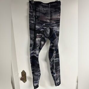 Selling men’s large, fast and free tights